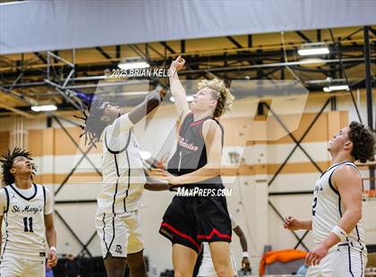 Thumbnail 2 in St. Mary's vs Old Rochester Regional (MIAA Division 3 Semifinal) photogallery.