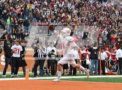 Thumbnail 3 in The Woodlands vs. Allen (UIL 6A Semifinal) photogallery.