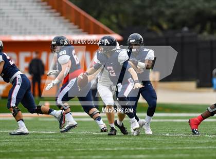 Thumbnail 1 in The Woodlands vs. Allen (UIL 6A Semifinal) photogallery.