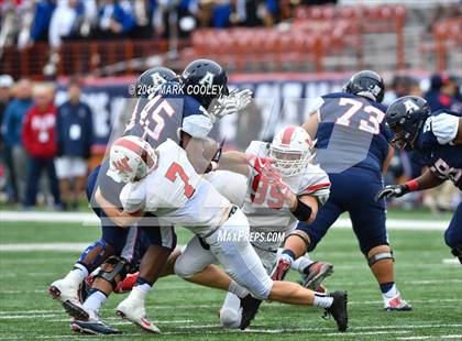 Thumbnail 3 in The Woodlands vs. Allen (UIL 6A Semifinal) photogallery.