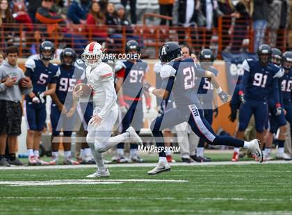 Thumbnail 1 in The Woodlands vs. Allen (UIL 6A Semifinal) photogallery.