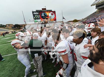 Thumbnail 2 in The Woodlands vs. Allen (UIL 6A Semifinal) photogallery.