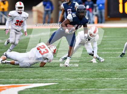 Thumbnail 2 in The Woodlands vs. Allen (UIL 6A Semifinal) photogallery.