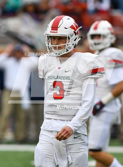 Thumbnail 2 in The Woodlands vs. Allen (UIL 6A Semifinal) photogallery.