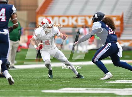Thumbnail 1 in The Woodlands vs. Allen (UIL 6A Semifinal) photogallery.
