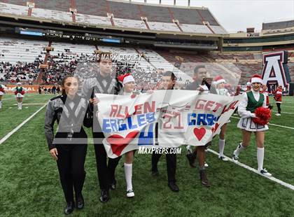 Thumbnail 1 in The Woodlands vs. Allen (UIL 6A Semifinal) photogallery.