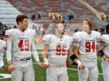 Thumbnail 3 in The Woodlands vs. Allen (UIL 6A Semifinal) photogallery.