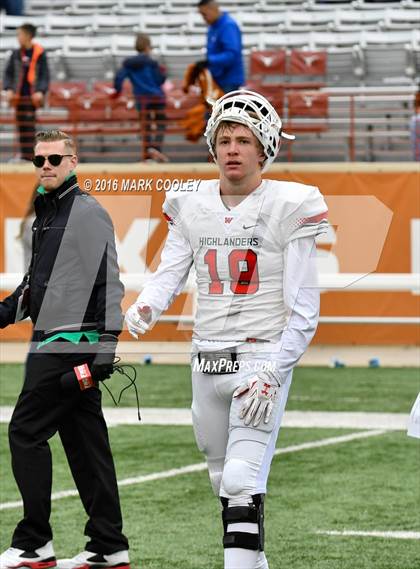 Thumbnail 2 in The Woodlands vs. Allen (UIL 6A Semifinal) photogallery.