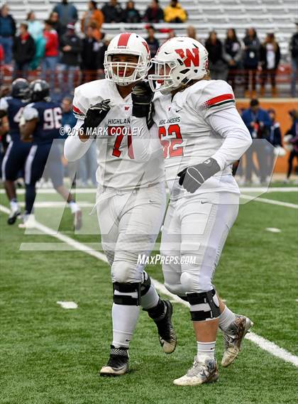 Thumbnail 2 in The Woodlands vs. Allen (UIL 6A Semifinal) photogallery.