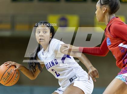 Thumbnail 1 in Cooper vs. Midland (Byron Johnston Holiday Classic) photogallery.