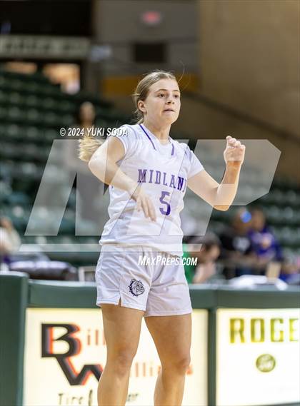 Thumbnail 1 in Cooper vs. Midland (Byron Johnston Holiday Classic) photogallery.