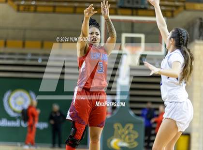 Thumbnail 3 in Cooper vs. Midland (Byron Johnston Holiday Classic) photogallery.