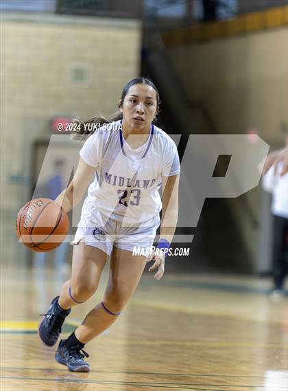Thumbnail 3 in Cooper vs. Midland (Byron Johnston Holiday Classic) photogallery.