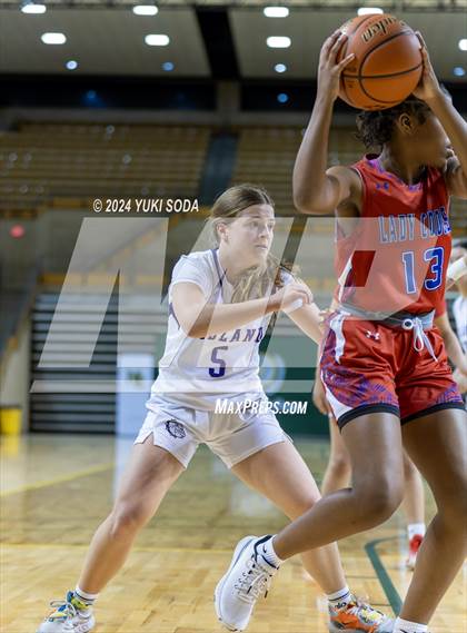 Thumbnail 1 in Cooper vs. Midland (Byron Johnston Holiday Classic) photogallery.