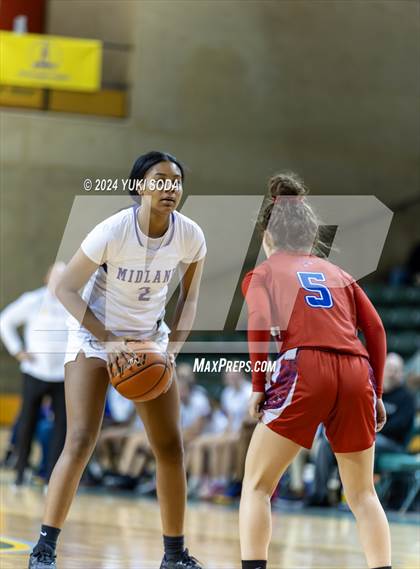 Thumbnail 2 in Cooper vs. Midland (Byron Johnston Holiday Classic) photogallery.