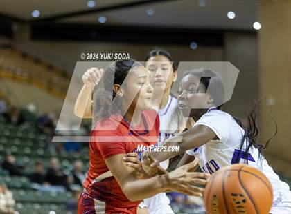Thumbnail 2 in Cooper vs. Midland (Byron Johnston Holiday Classic) photogallery.