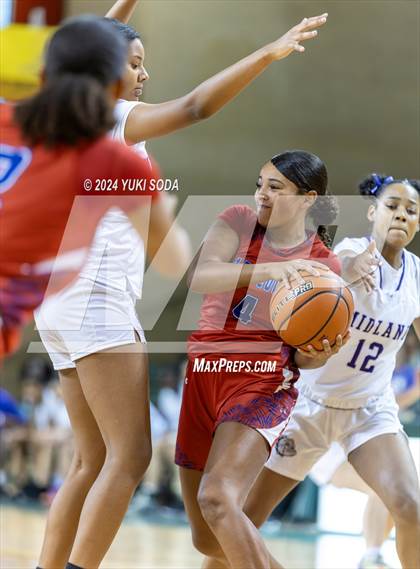 Thumbnail 3 in Cooper vs. Midland (Byron Johnston Holiday Classic) photogallery.