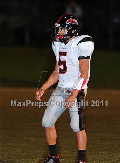 Thumbnail 2 in Warde @ New Canaan photogallery.