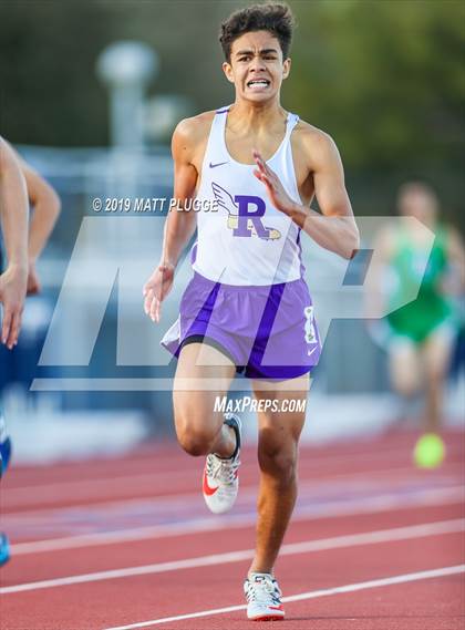 Thumbnail 3 in Kern Invitational photogallery.