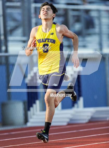 Thumbnail 3 in Kern Invitational photogallery.