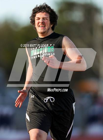 Thumbnail 1 in Kern Invitational photogallery.