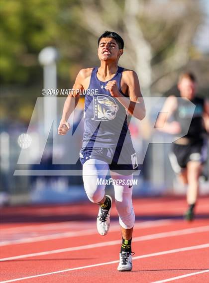 Thumbnail 2 in Kern Invitational photogallery.