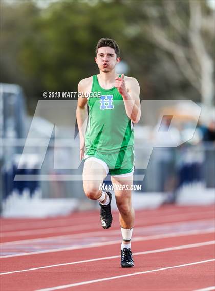 Thumbnail 1 in Kern Invitational photogallery.