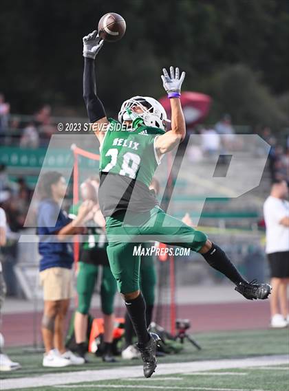 Thumbnail 1 in Grossmont @ Helix photogallery.