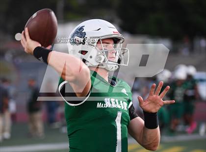 Thumbnail 1 in Grossmont @ Helix photogallery.