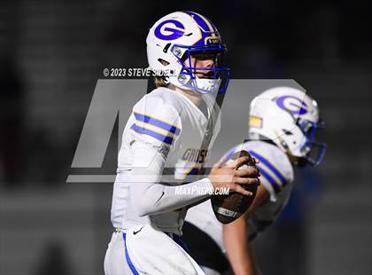 Thumbnail 1 in Grossmont @ Helix photogallery.
