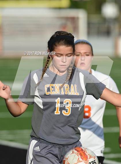 Thumbnail 3 in Sullivan Central @ Elizabethton photogallery.