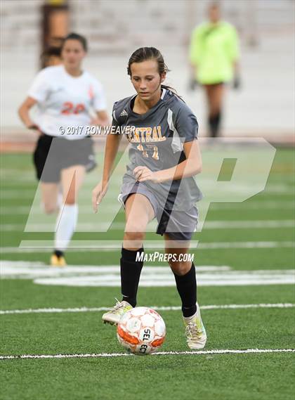 Thumbnail 1 in Sullivan Central @ Elizabethton photogallery.