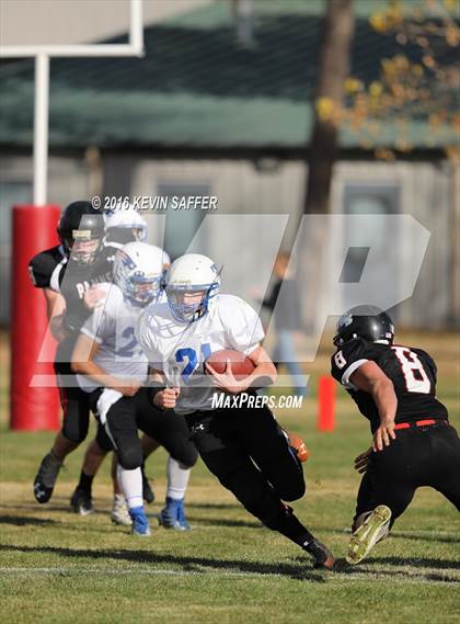 Thumbnail 2 in Pawnee vs. Hi-Plains (CHSAA 6-man Quaterfinal Playoff) photogallery.