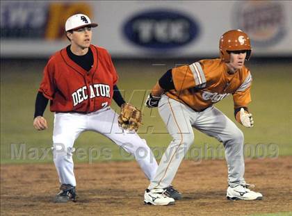 Thumbnail 2 in Grissom vs. Decatur (Huntsville Hospital Pre-season Tournament) photogallery.