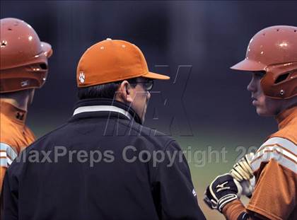 Thumbnail 2 in Grissom vs. Decatur (Huntsville Hospital Pre-season Tournament) photogallery.