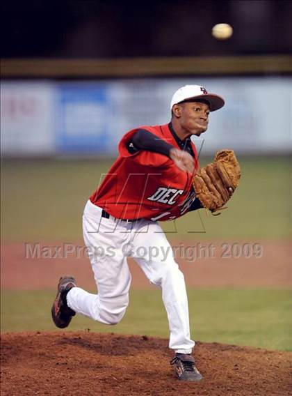Thumbnail 1 in Grissom vs. Decatur (Huntsville Hospital Pre-season Tournament) photogallery.