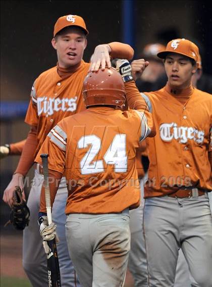 Thumbnail 1 in Grissom vs. Decatur (Huntsville Hospital Pre-season Tournament) photogallery.