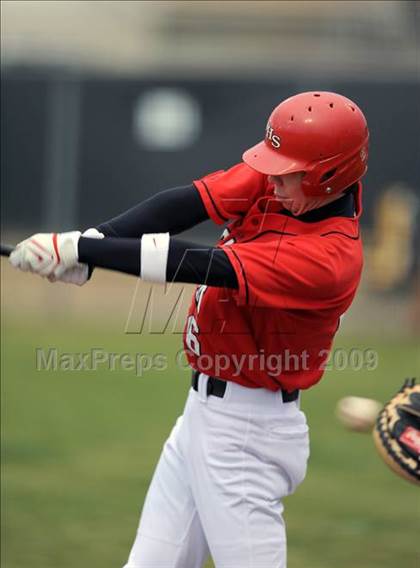 Thumbnail 1 in Grissom vs. Decatur (Huntsville Hospital Pre-season Tournament) photogallery.
