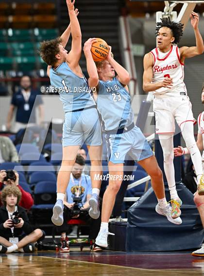 Thumbnail 2 in Valor Christian @ Eaglecrest (CHSAA 6A State Final) photogallery.