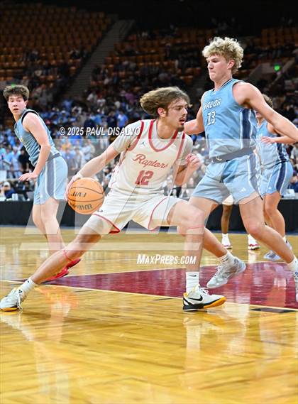 Thumbnail 3 in Valor Christian @ Eaglecrest (CHSAA 6A State Final) photogallery.