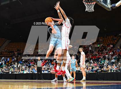 Thumbnail 3 in Valor Christian @ Eaglecrest (CHSAA 6A State Final) photogallery.