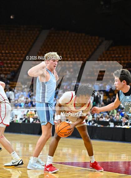 Thumbnail 1 in Valor Christian @ Eaglecrest (CHSAA 6A State Final) photogallery.
