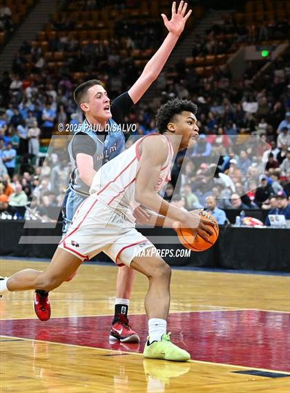 Thumbnail 3 in Valor Christian @ Eaglecrest (CHSAA 6A State Final) photogallery.