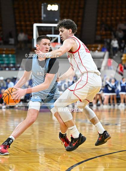 Thumbnail 1 in Valor Christian @ Eaglecrest (CHSAA 6A State Final) photogallery.
