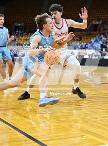 Thumbnail 1 in Valor Christian @ Eaglecrest (CHSAA 6A State Final) photogallery.