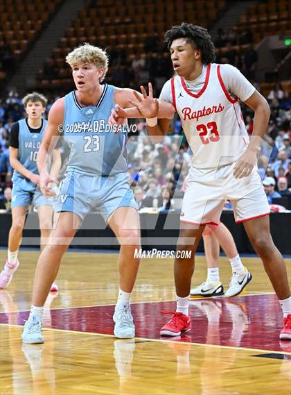 Thumbnail 2 in Valor Christian @ Eaglecrest (CHSAA 6A State Final) photogallery.