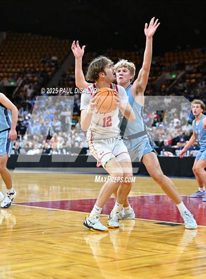 Thumbnail 3 in Valor Christian @ Eaglecrest (CHSAA 6A State Final) photogallery.