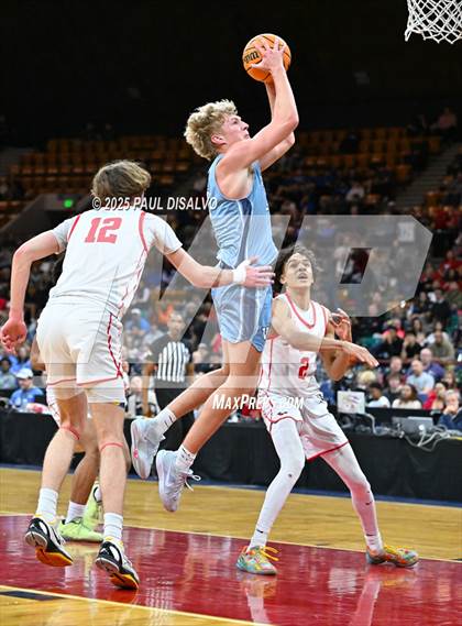 Thumbnail 3 in Valor Christian @ Eaglecrest (CHSAA 6A State Final) photogallery.