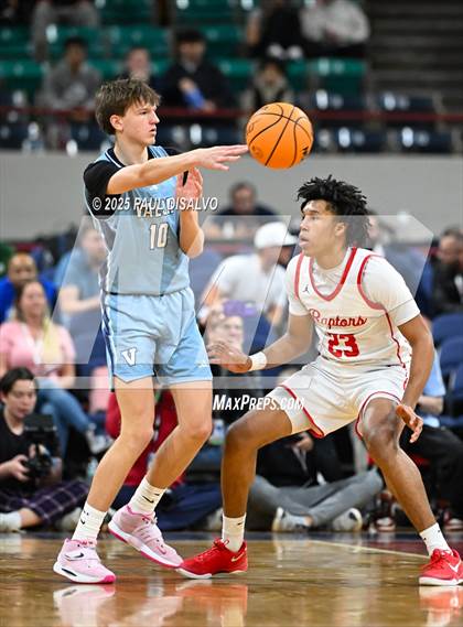Thumbnail 2 in Valor Christian @ Eaglecrest (CHSAA 6A State Final) photogallery.