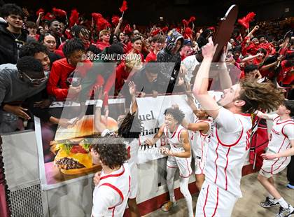 Thumbnail 2 in Valor Christian @ Eaglecrest (CHSAA 6A State Final) photogallery.
